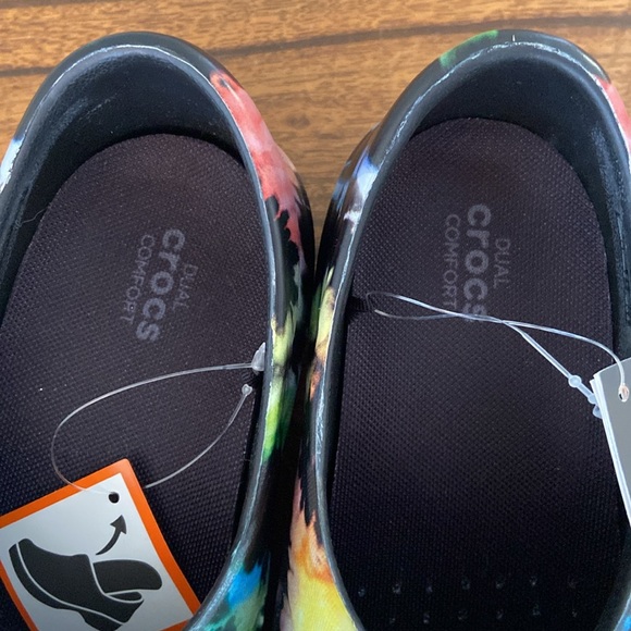 Crocs At Work - Picture 4 of 6